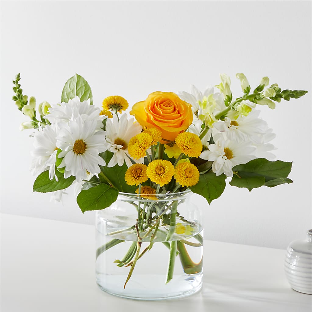 Sun Salutation Bouquet – Meta Flowers, Manassas VA