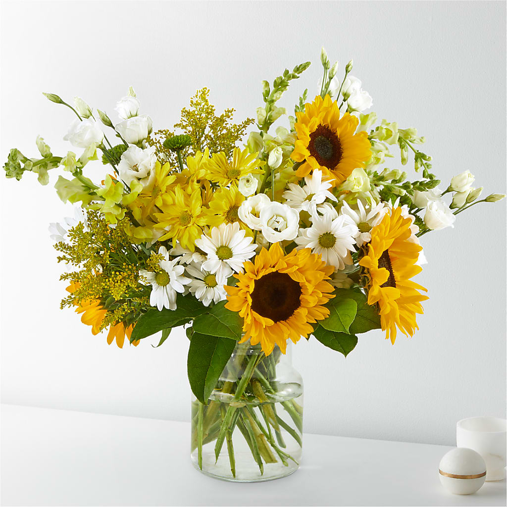 Hello Sunshine Bouquet – Meta Flowers, Manassas VA