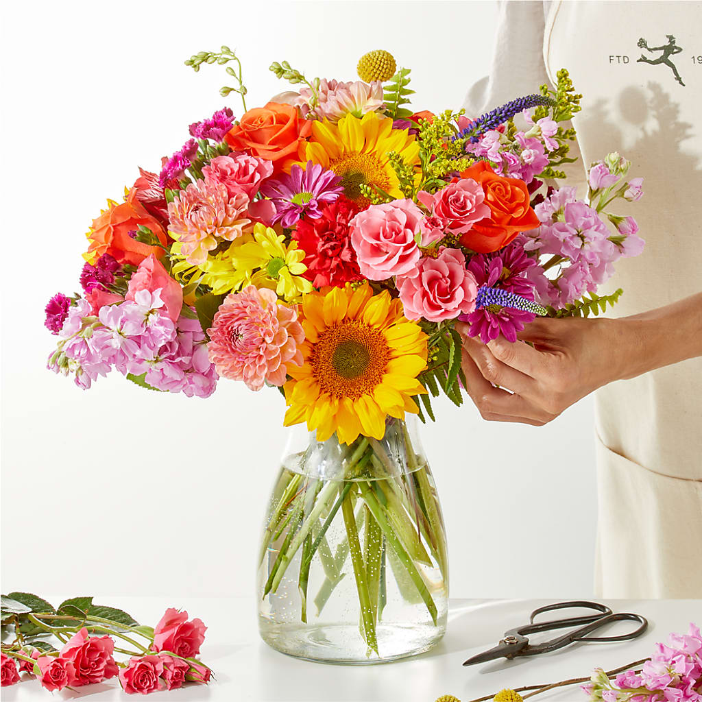 Cue the Confetti - A Florist Original – Meta Flowers, Manassas VA