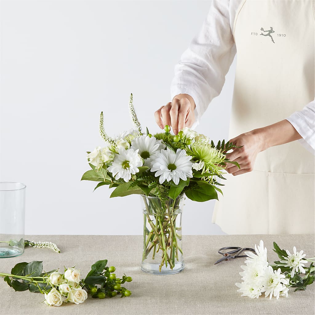 Irish Garden - A Florist Original – Meta Flowers, Manassas VA