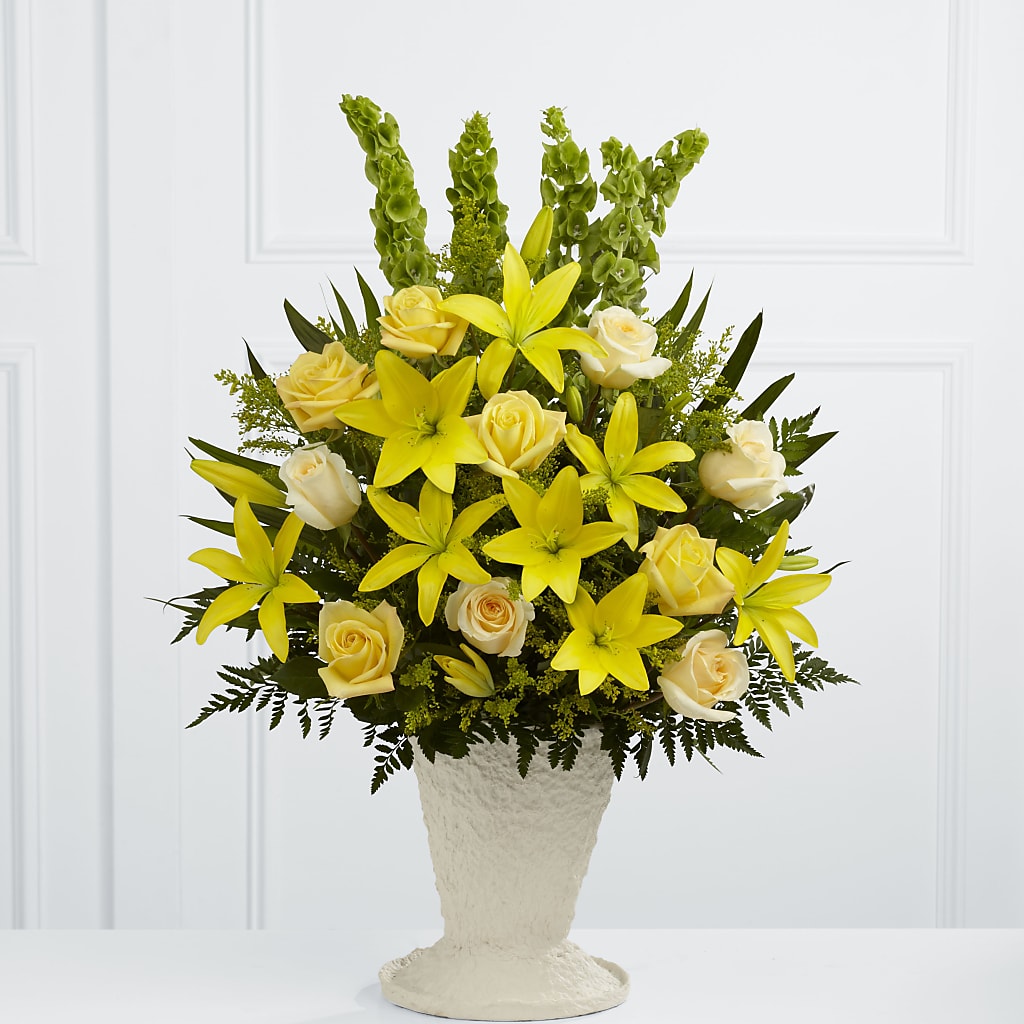 Golden Memories Arrangement – Meta Flowers, Manassas VA