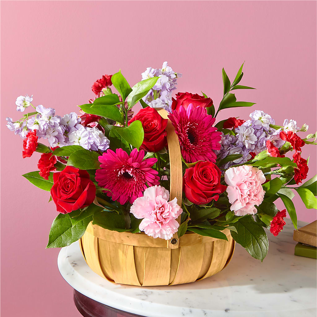 Pink Picnic Basket – Meta Flowers, Manassas VA