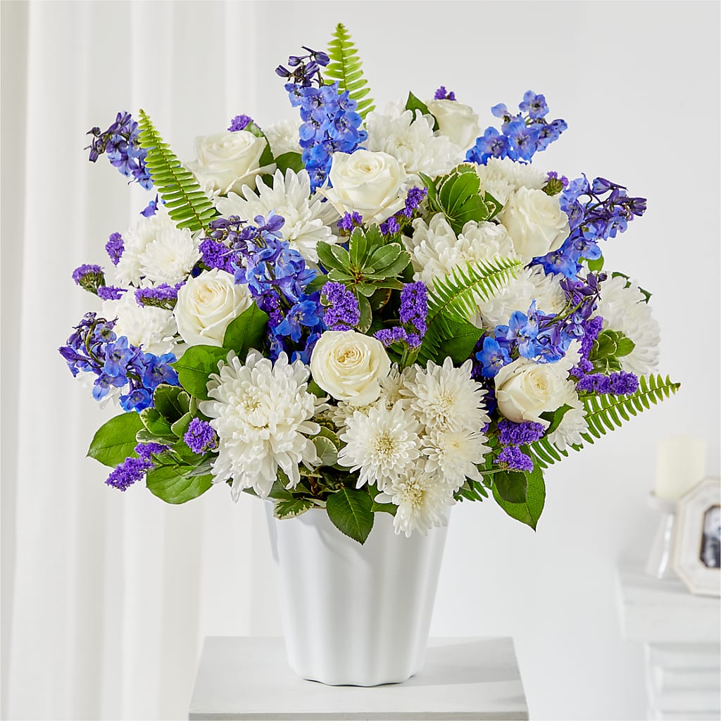 Hold Dear Tabletop Basket – Meta Flowers, Manassas VA