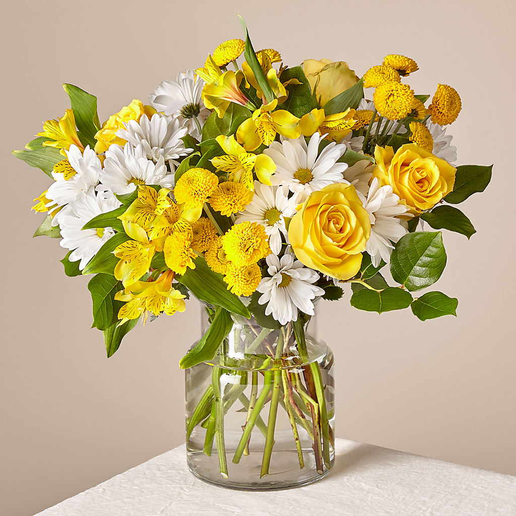 Sunny Sentiments Bouquet – Meta Flowers, Manassas VA