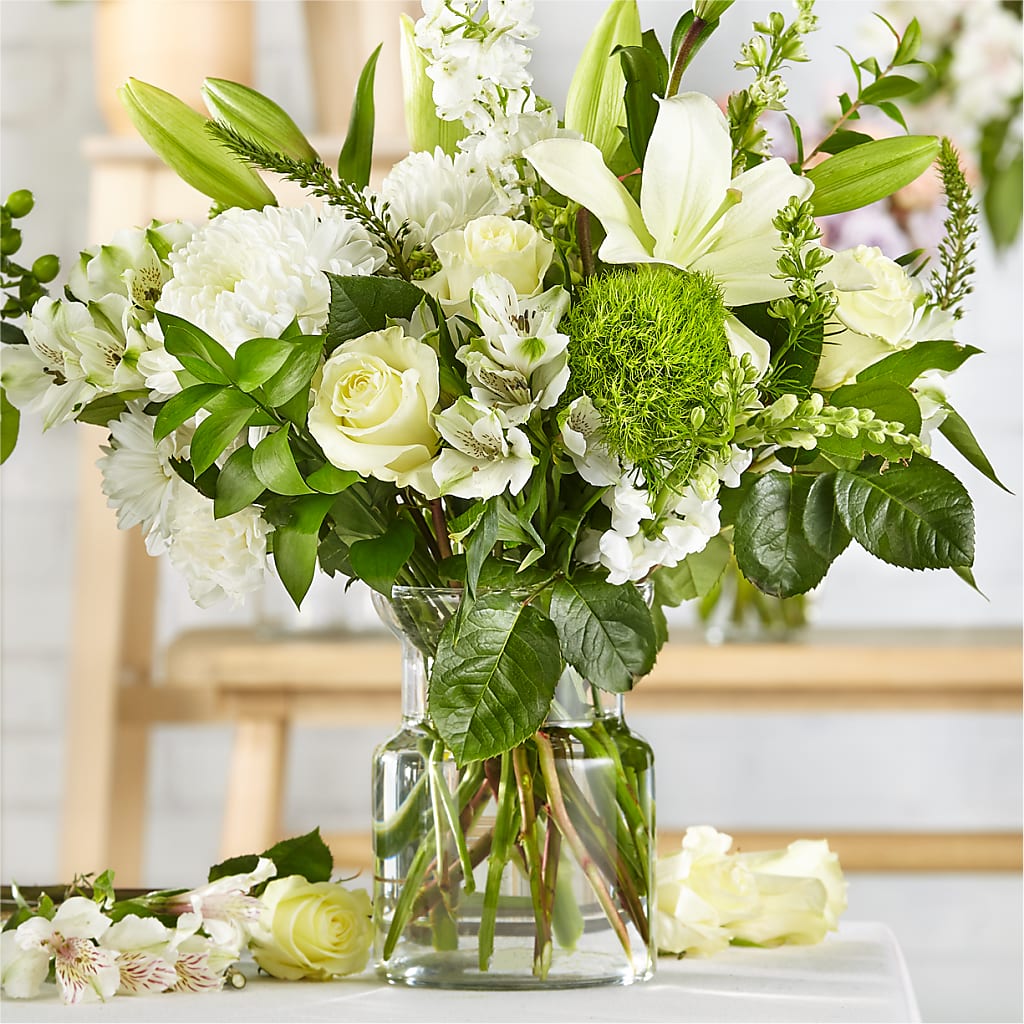 Classic Ivory – A Florist Original – Meta Flowers, Manassas VA