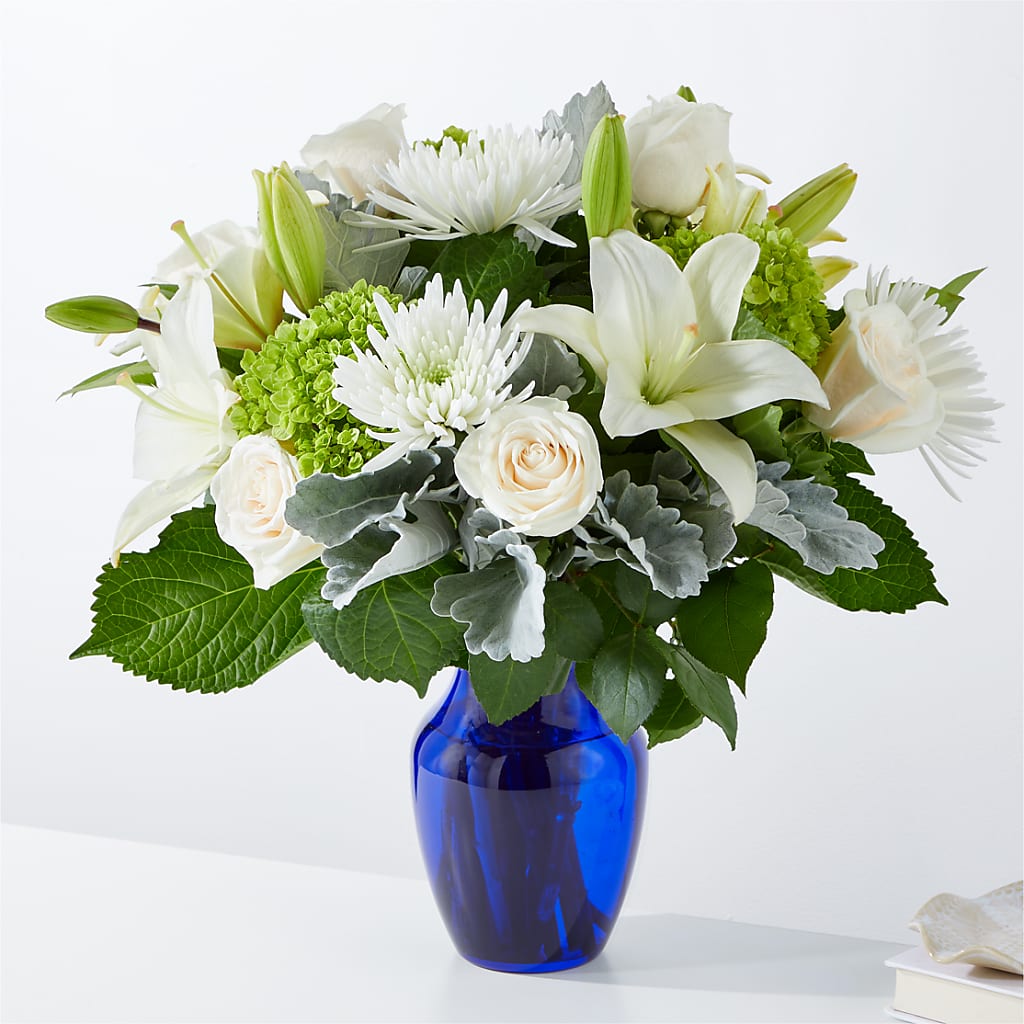 Snowy Dreams Bouquet – Meta Flowers, Manassas VA