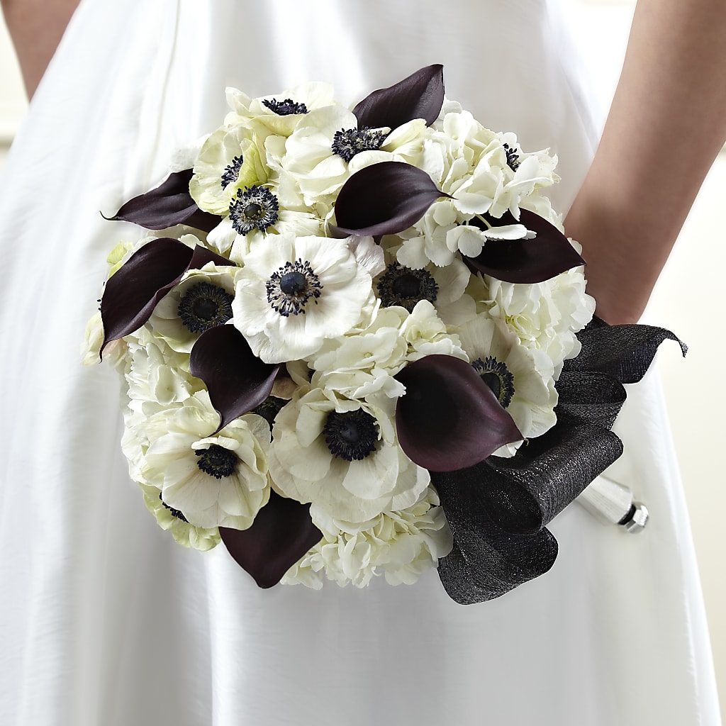 To Have and To Hold Bouquet – Meta Flowers, Manassas VA