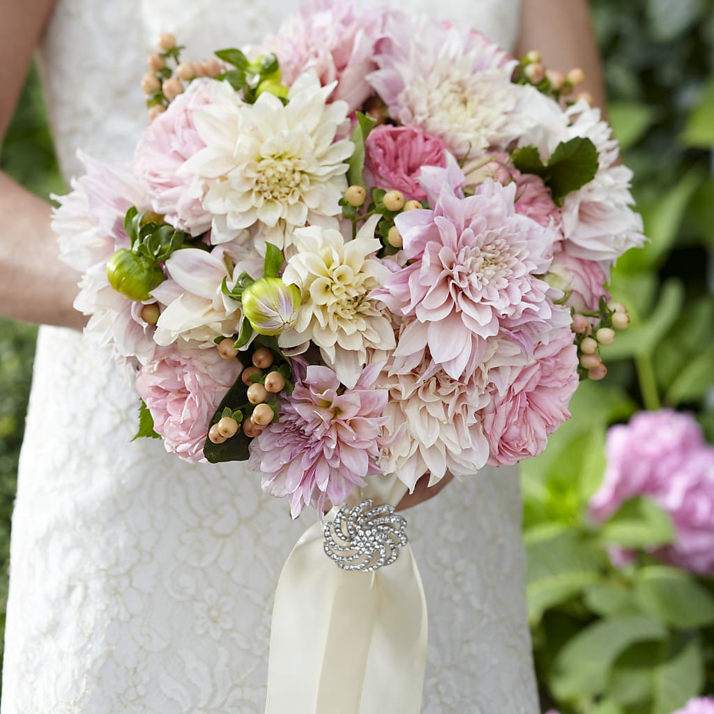Heart's Promise Bouquet – Meta Flowers, Manassas VA