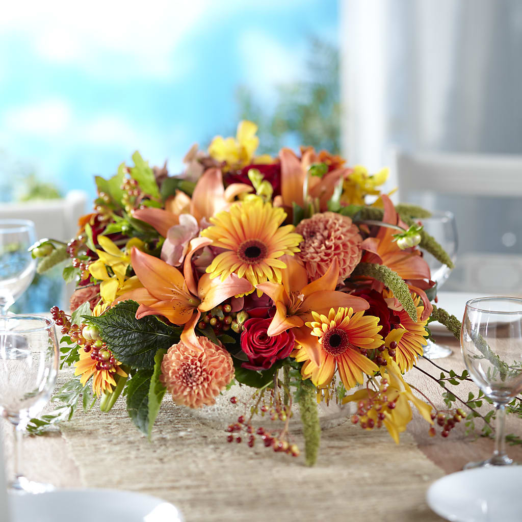 One and Only Centerpiece – Meta Flowers, Manassas VA