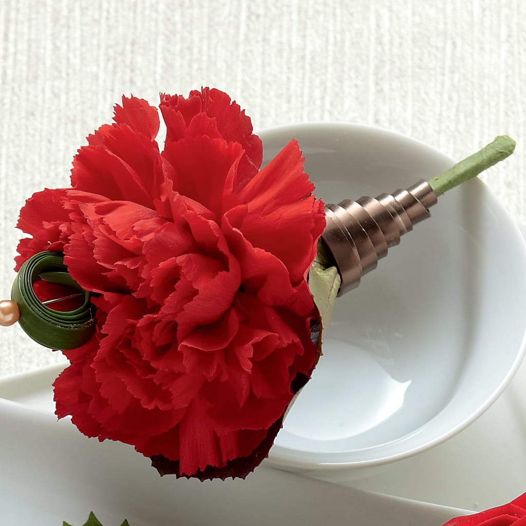 Red Carnation Boutonniere – Meta Flowers, Manassas VA