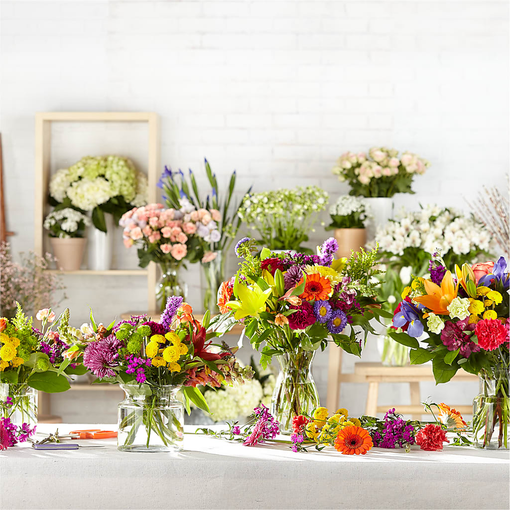 Bold & Bright – A Florist Original –  Meta Flowers, Manassas VA