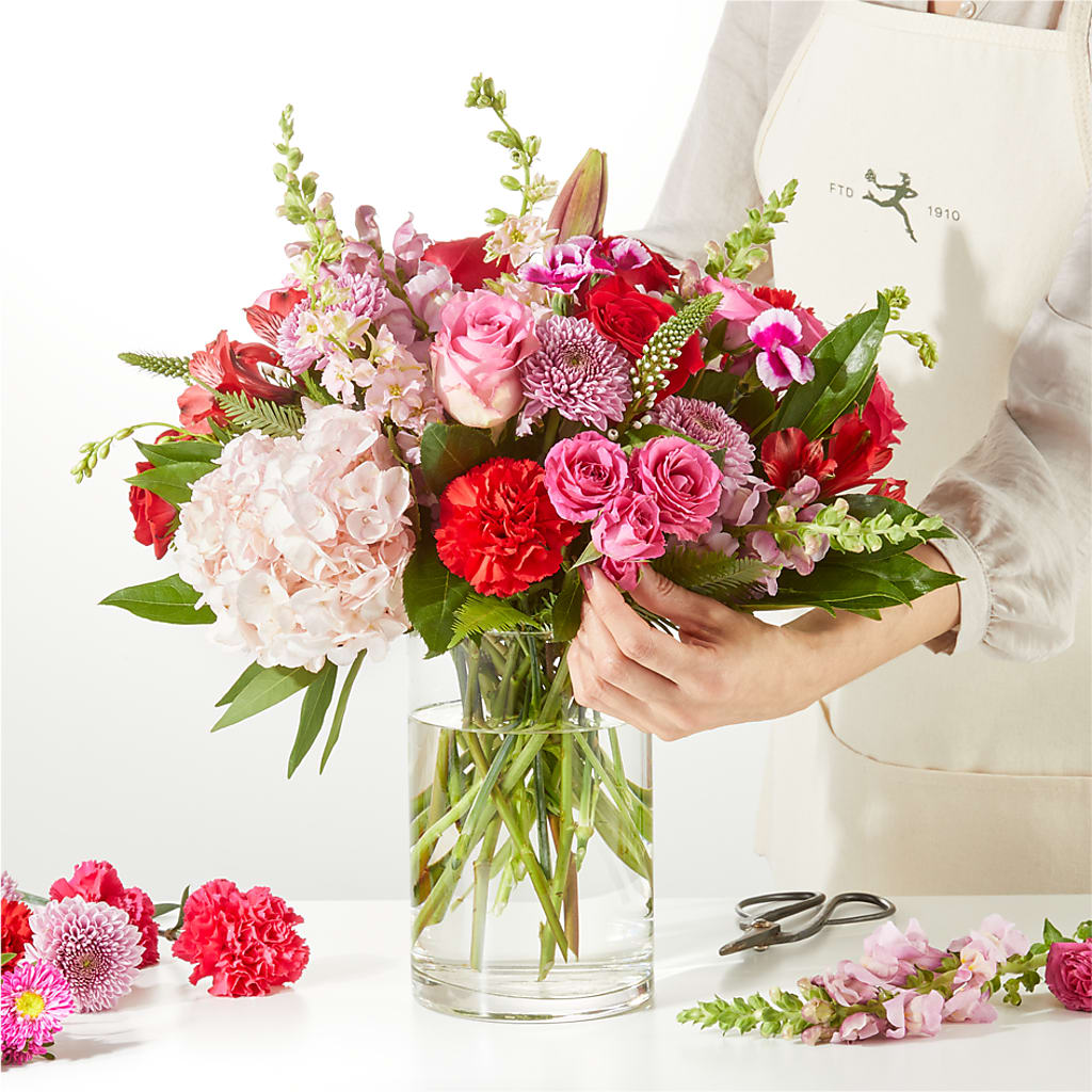 Swooning Over You - A Luxury Florist Original –  Meta Flowers, Manassas VA