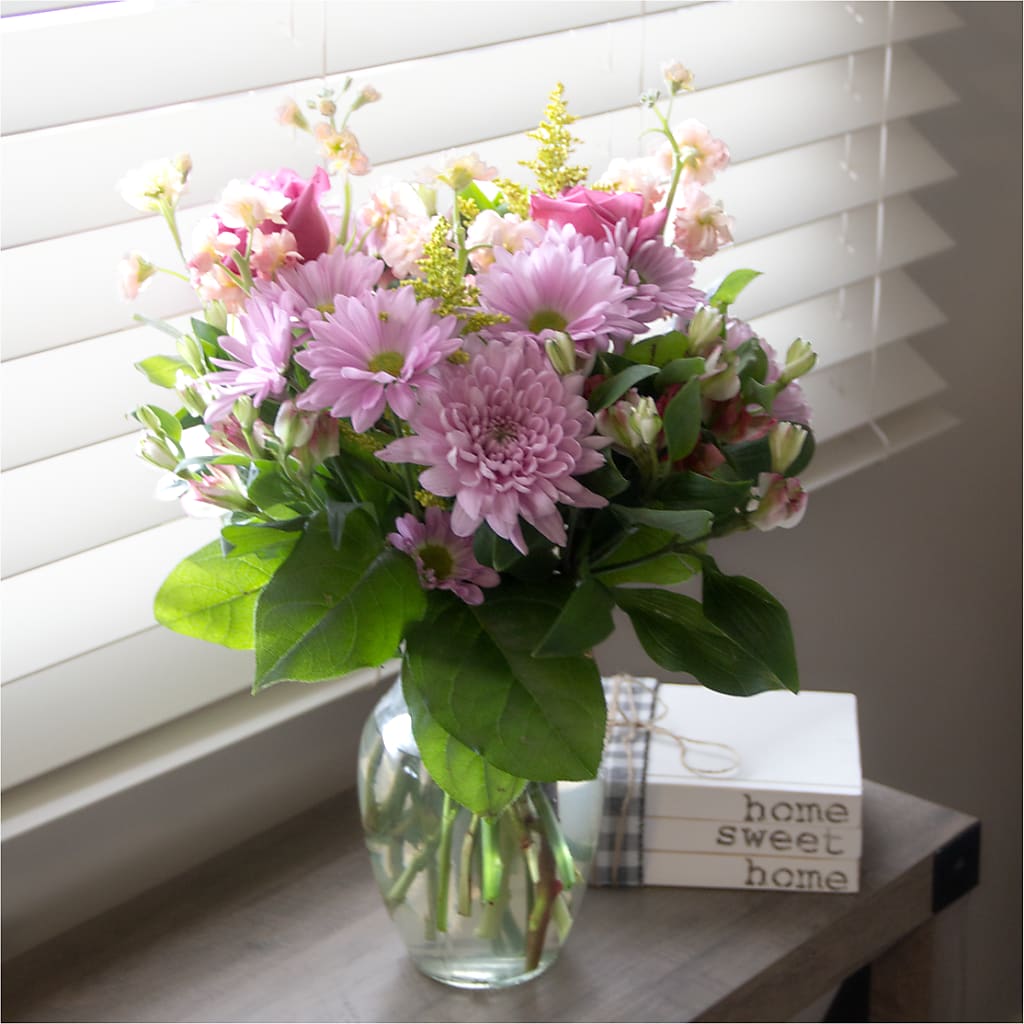 Pastel Tradition - A Florist Original –  Meta Flowers, Manassas VA