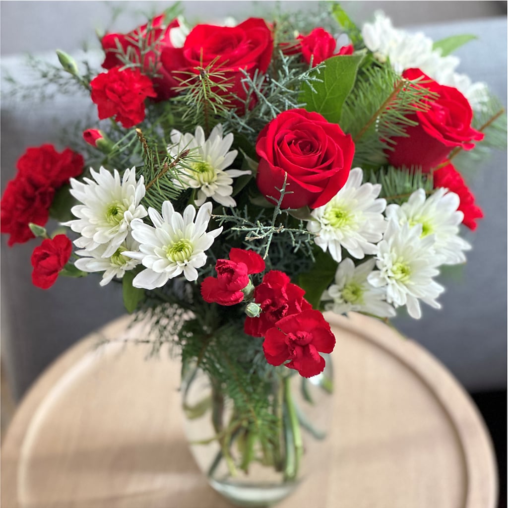 Seasonal Magic Bouquet –  Meta Flowers, Manassas VA
