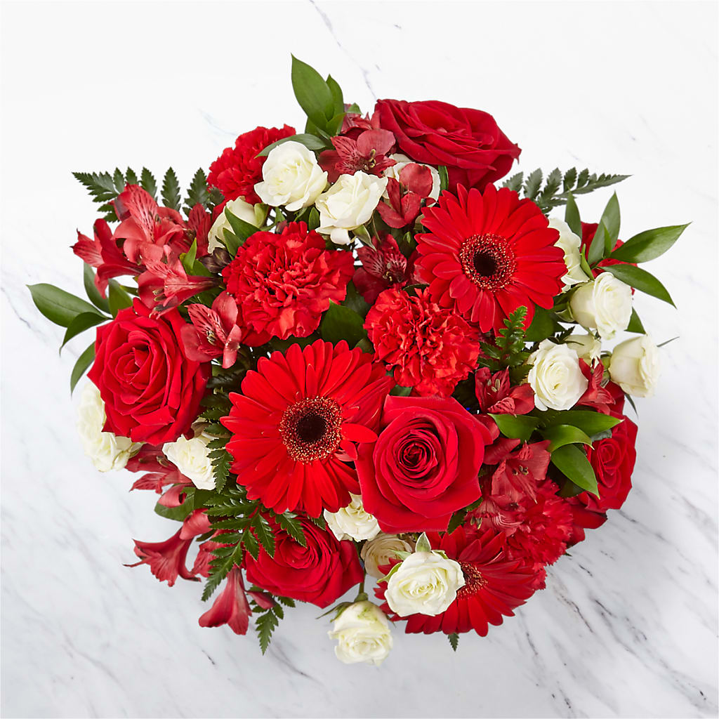 Hearts Embrace Bouquet –  Meta Flowers, Manassas VA