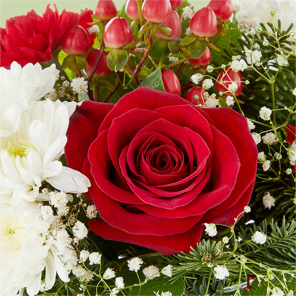 Chance of Flurries Bouquet –  Meta Flowers, Manassas VA