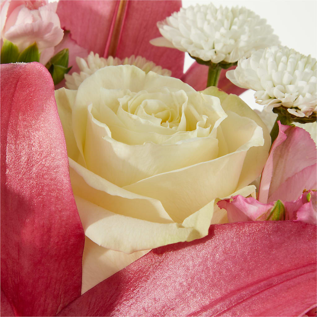 Piece of Cake Bouquet –  Meta Flowers, Manassas VA