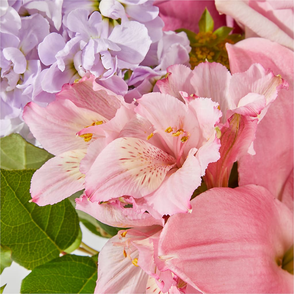 The Crown Jewel Bouquet –  Meta Flowers, Manassas VA