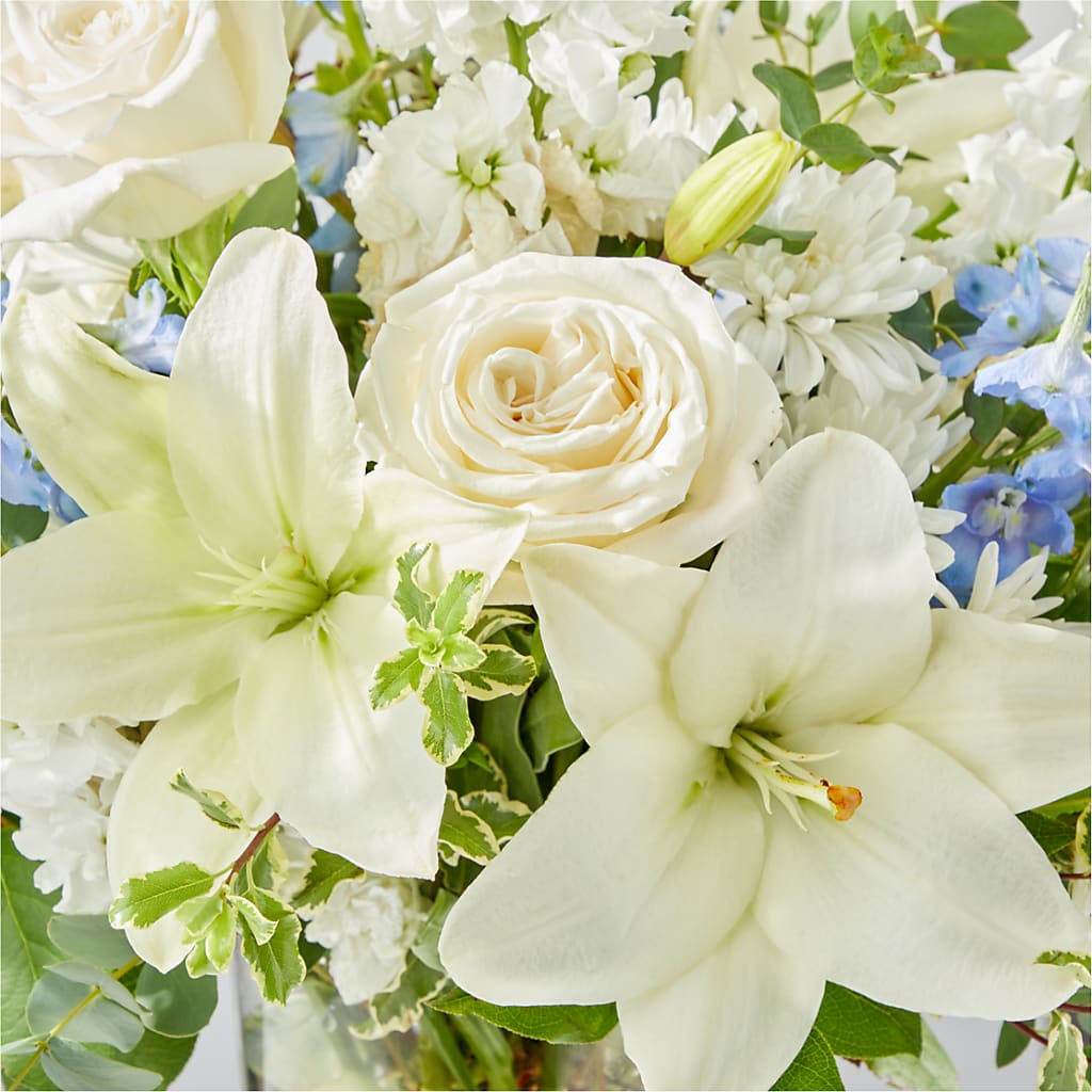 Peace of Mind Bouquet –  Meta Flowers, Manassas VA