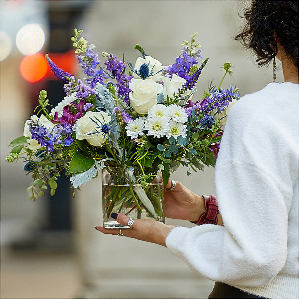 Shooting Star Bouquet –  Meta Flowers, Manassas VA