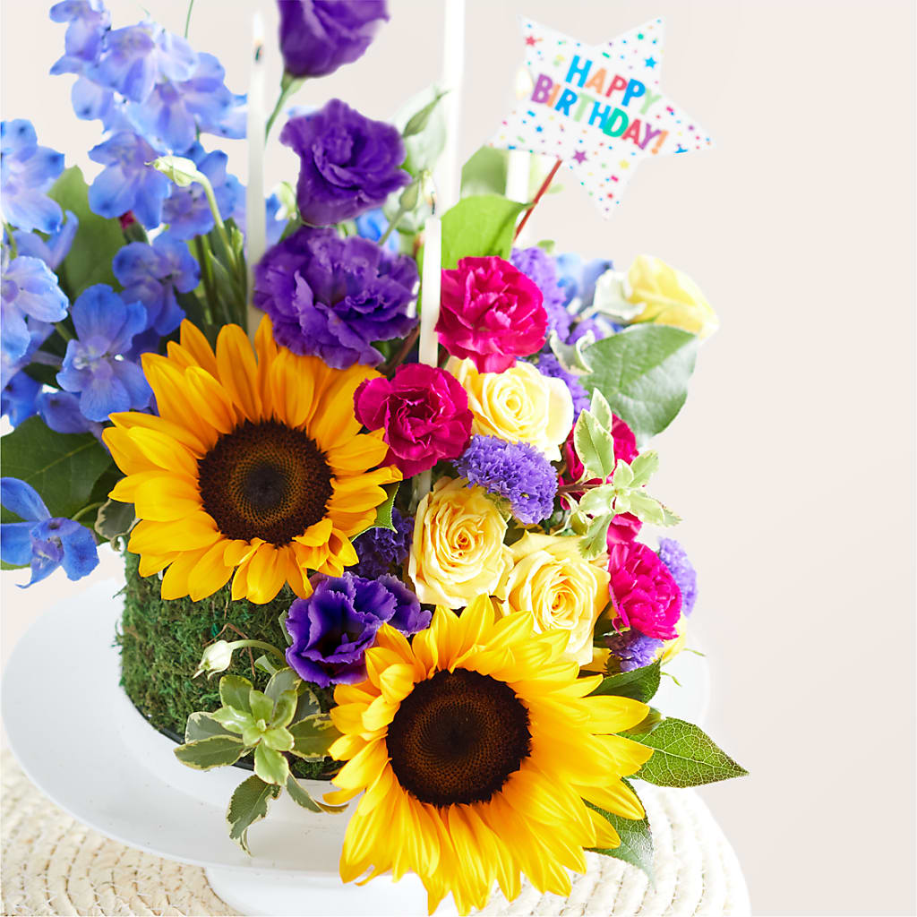 Star of the Day Floral Cake –  Meta Flowers, Manassas VA